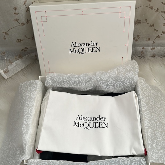 Alexander McQueen boots 38.5 (8.5) - Picture 9 of 9